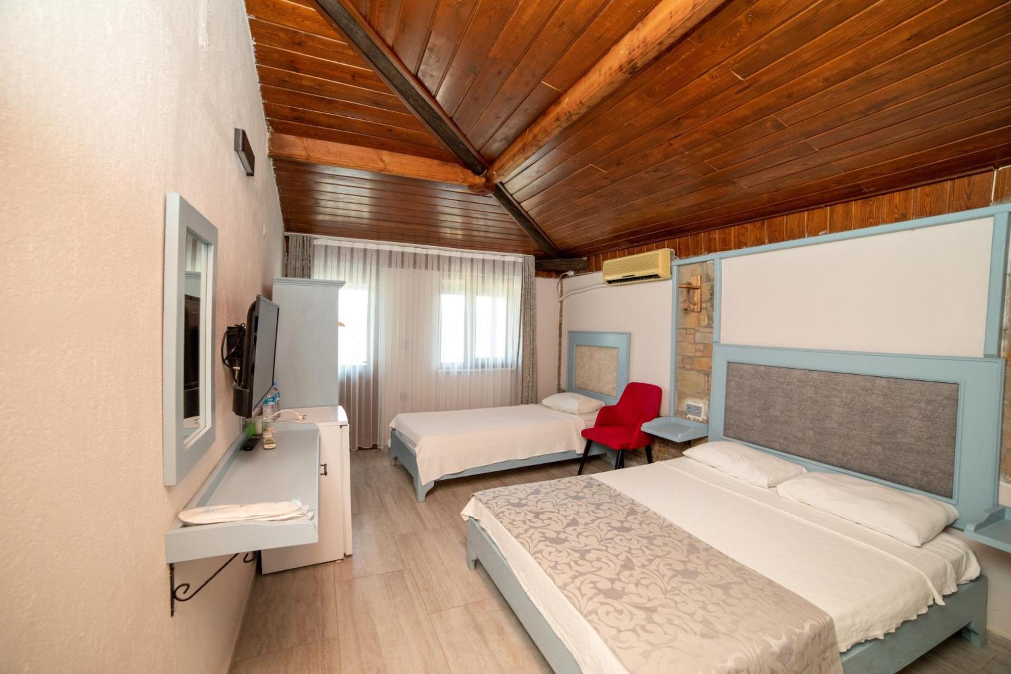 Yakamoz Hotel Goekceada İmroz Exterior foto