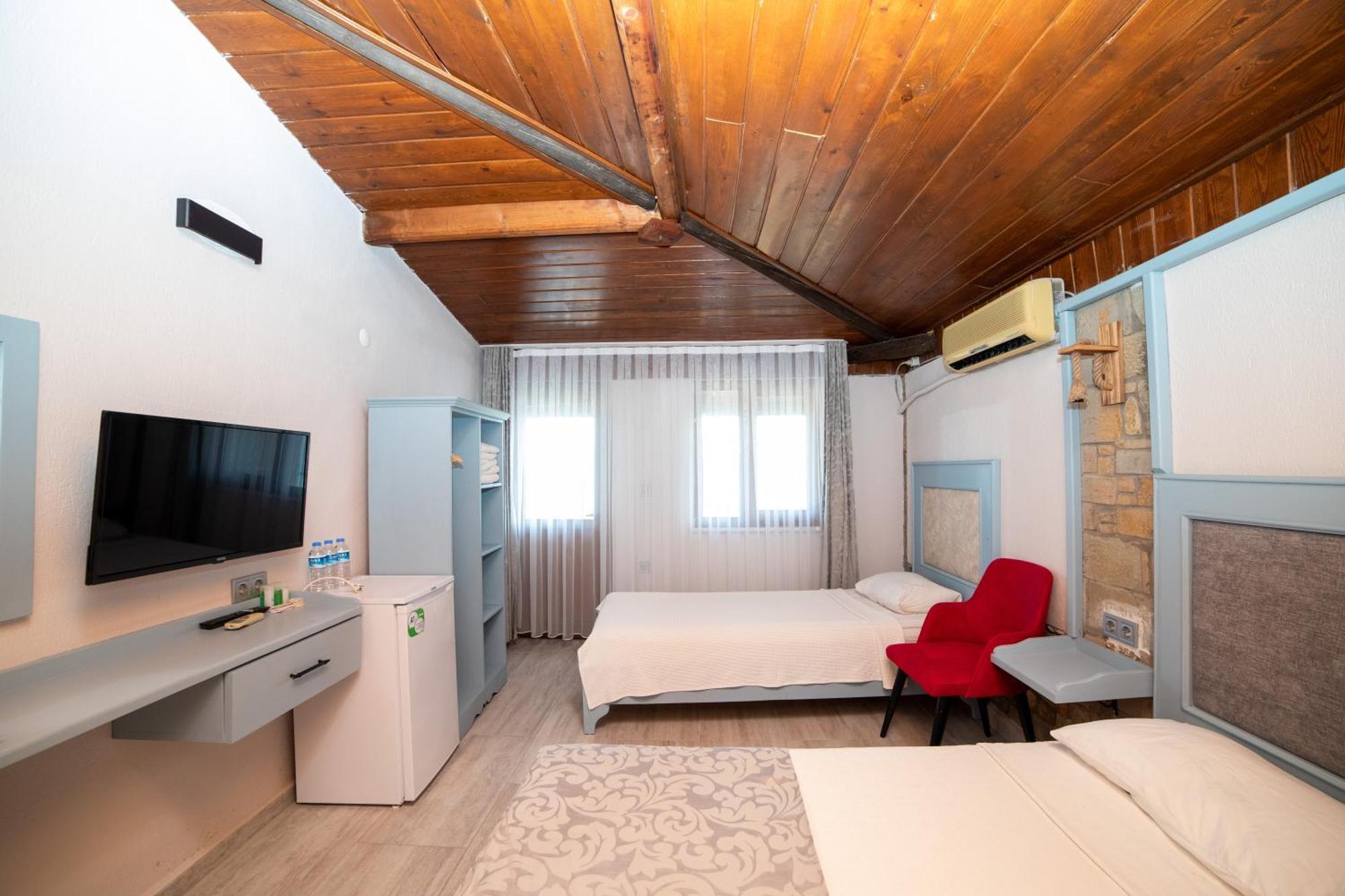 Yakamoz Hotel Goekceada İmroz Exterior foto
