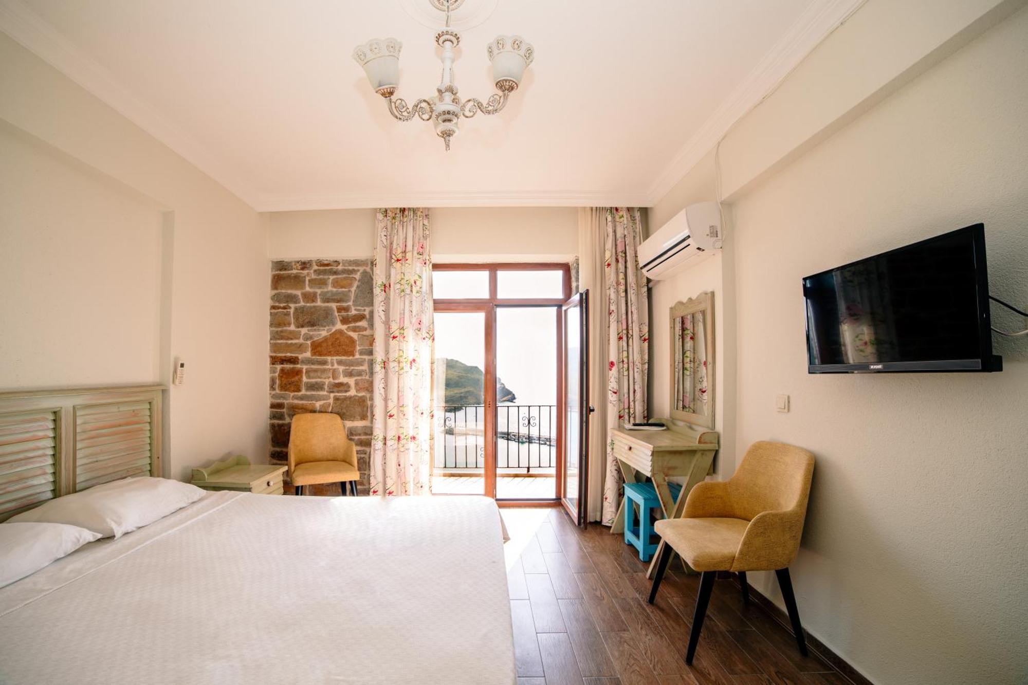 Yakamoz Hotel Goekceada İmroz Exterior foto